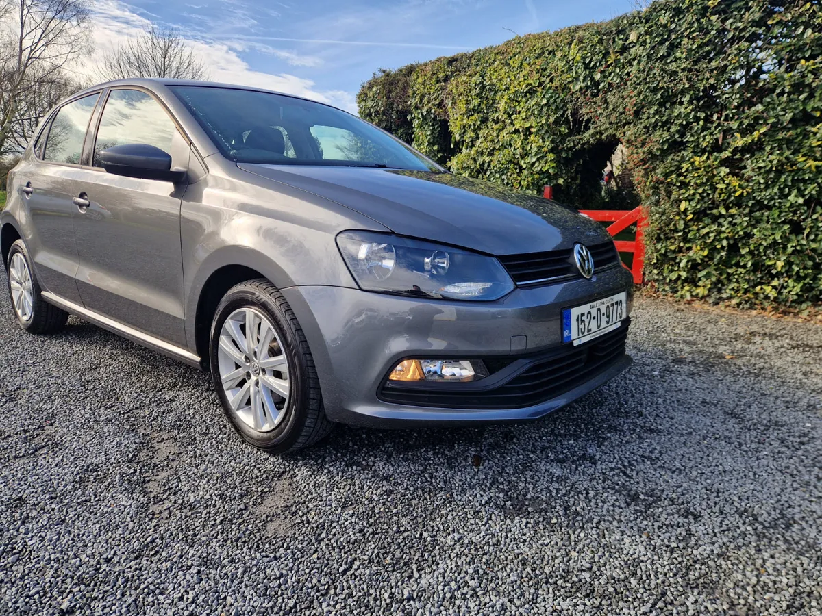 Volkswagen Polo 1.0 Trendline 2015 - Image 1