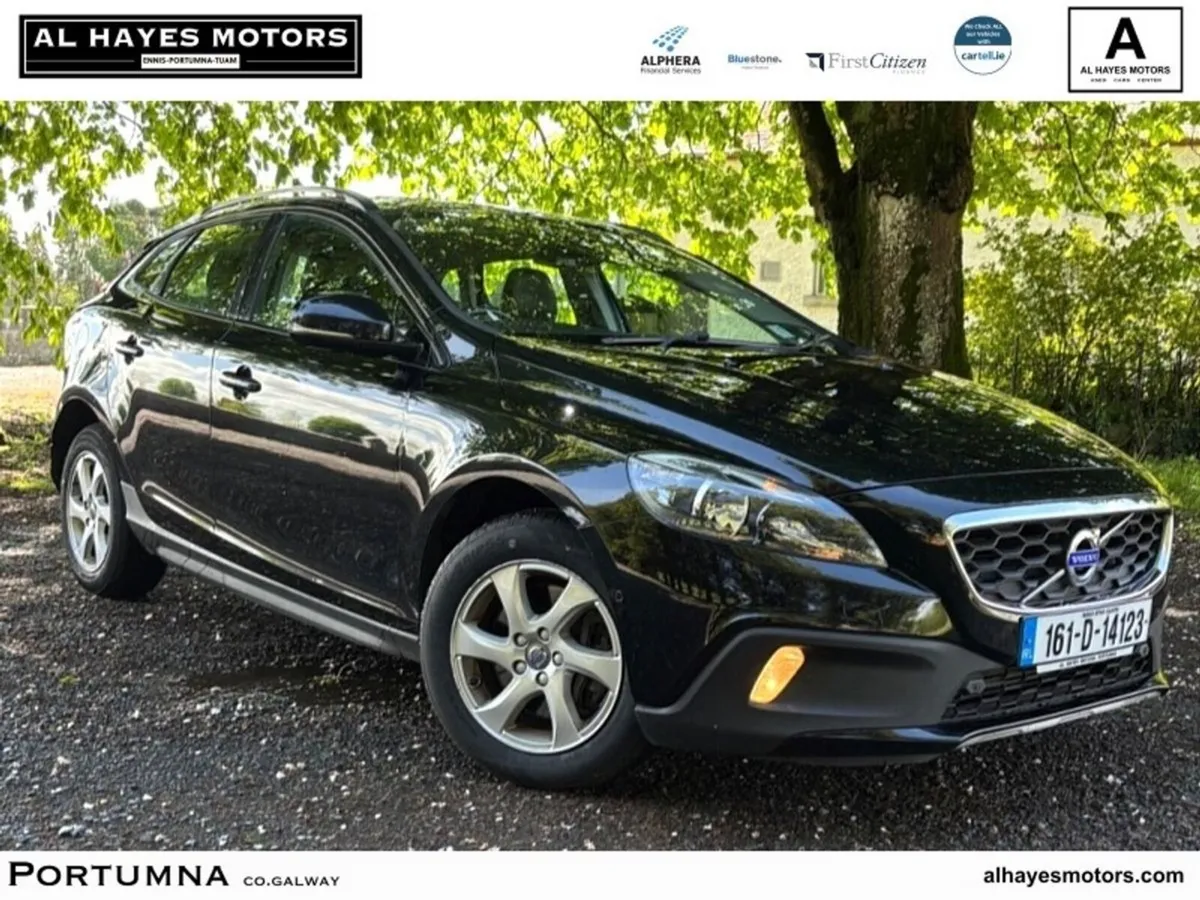 Volvo V40 CROSS COUNTRY D2 (120hp) SE + Leather - Image 1