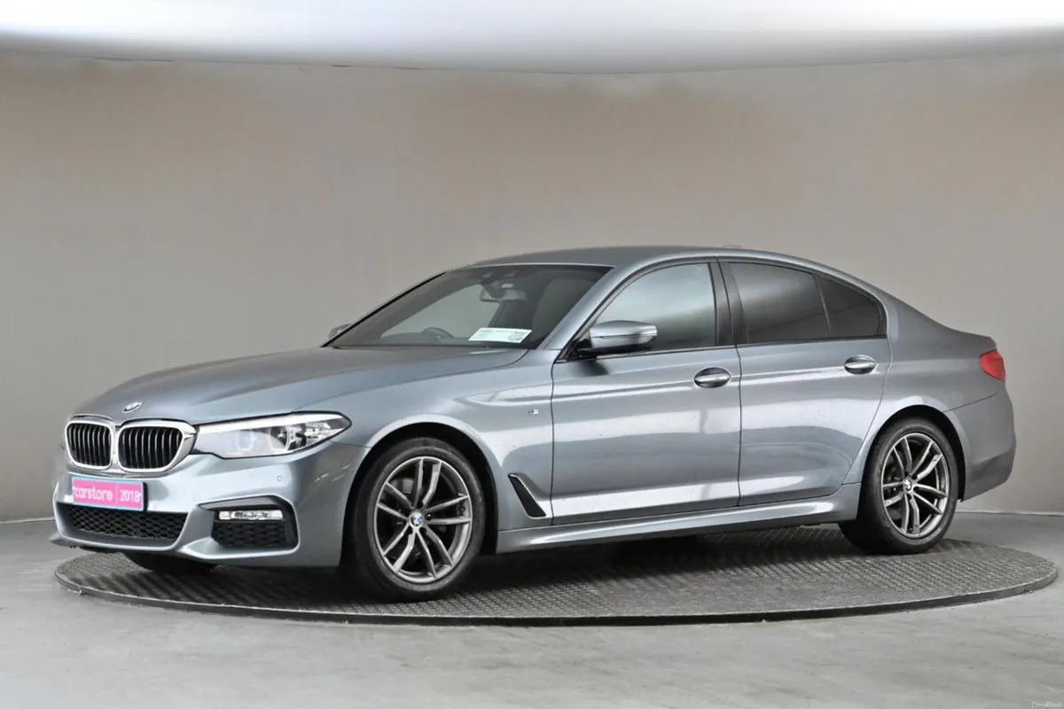 BMW 5-Series 520D G30 M SPORT - Image 4