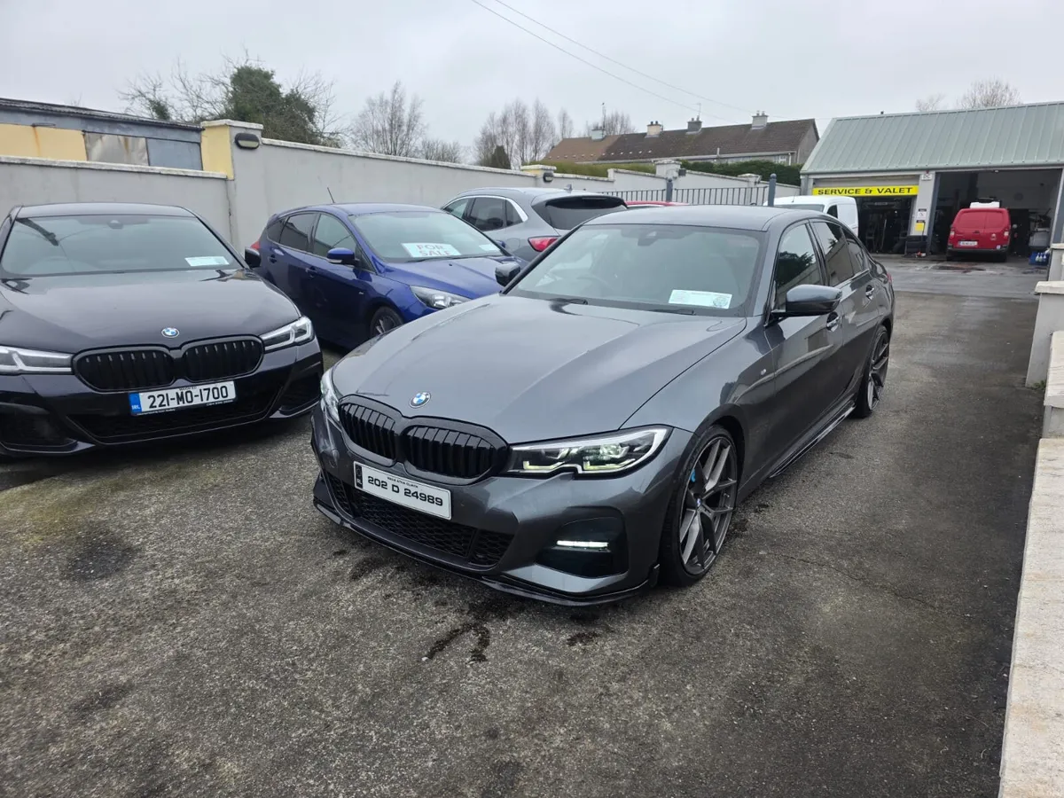 BMW 3-Series 2020 - Image 2