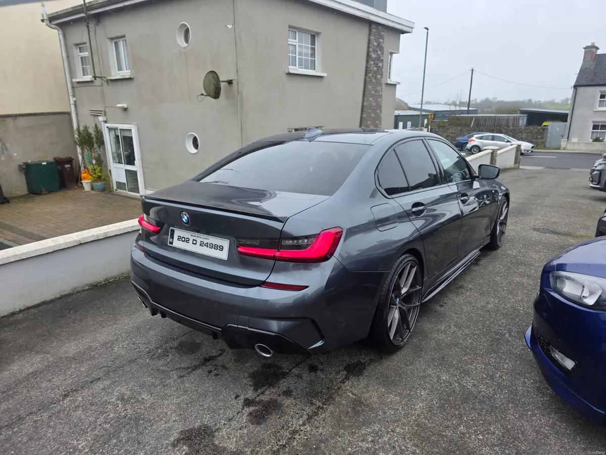 BMW 3-Series 2020 - Image 4