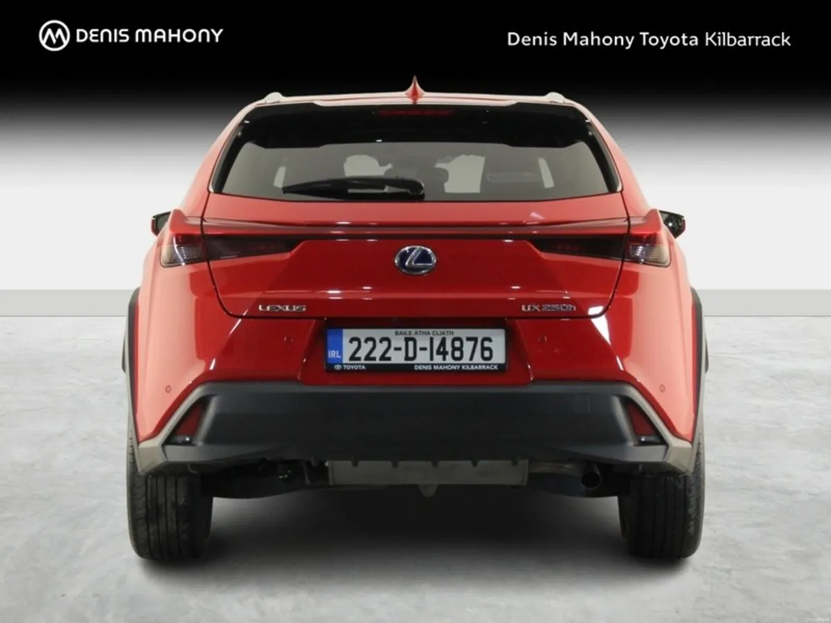 Lexus UX Dynamic - Image 4