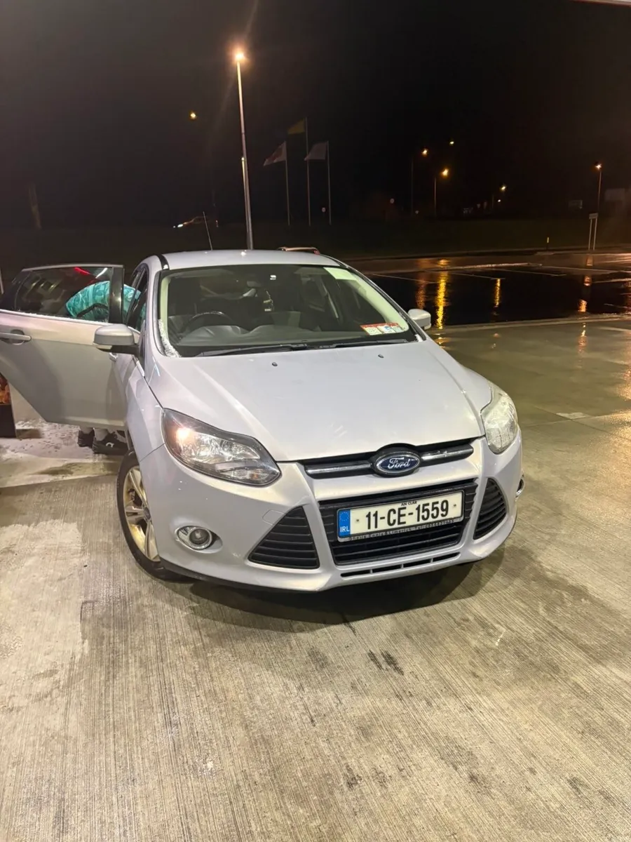 11 ford focus 1.6 TDI Ztech - Image 4