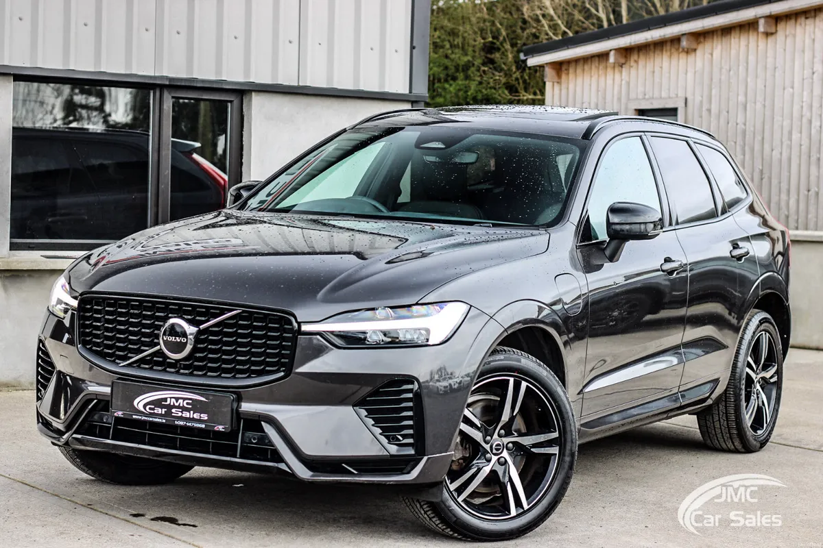2022 VOLVO XC60 T-6 R-DESIGN - Image 1