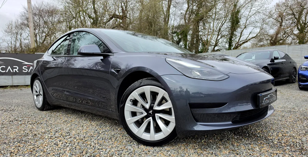 🔥 2022 Tesla Model 3 SR+ RWD - Image 4