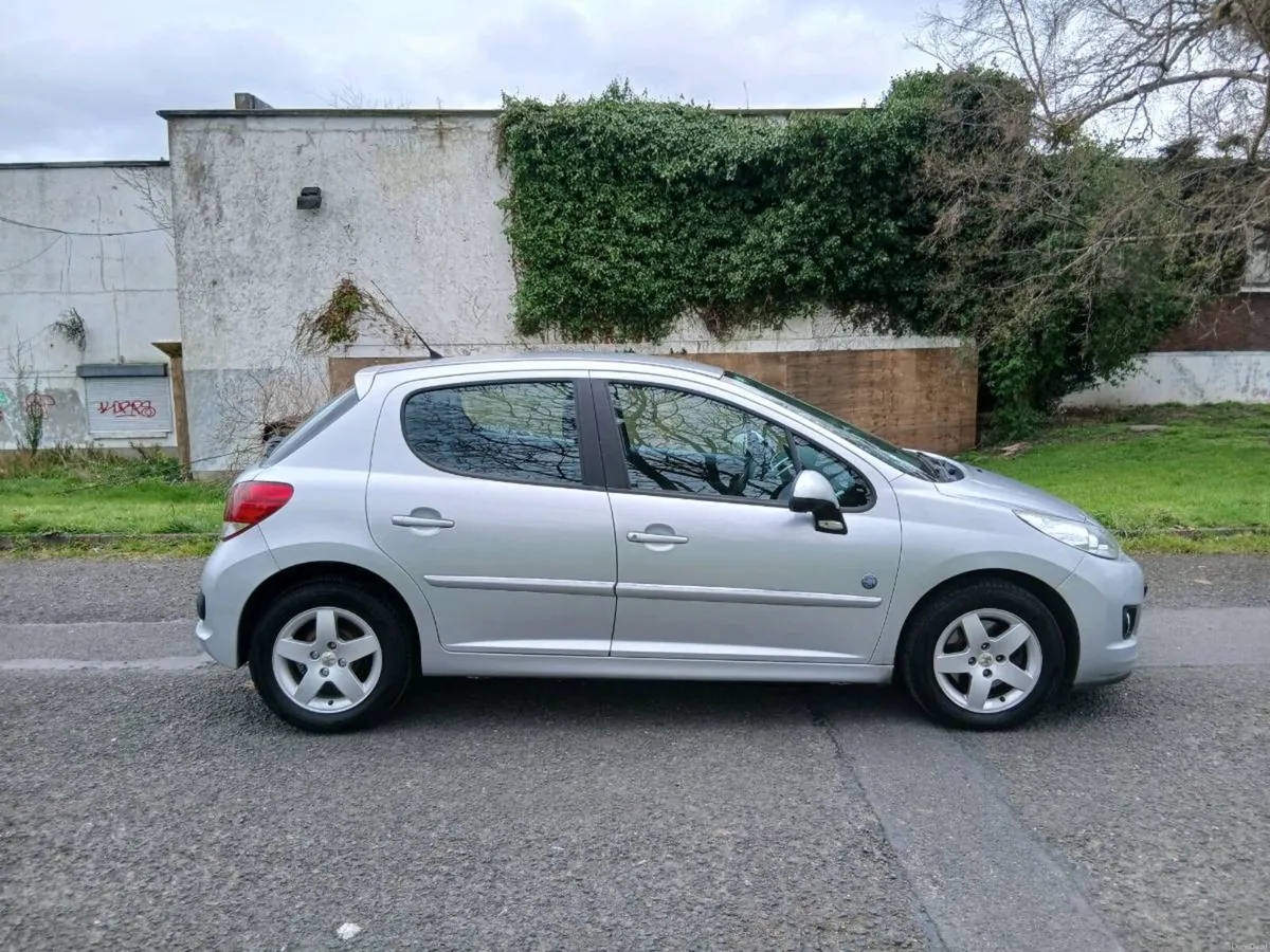11 Peugeot 207 1.4 nct 6/26 tax 8/26 - Image 3