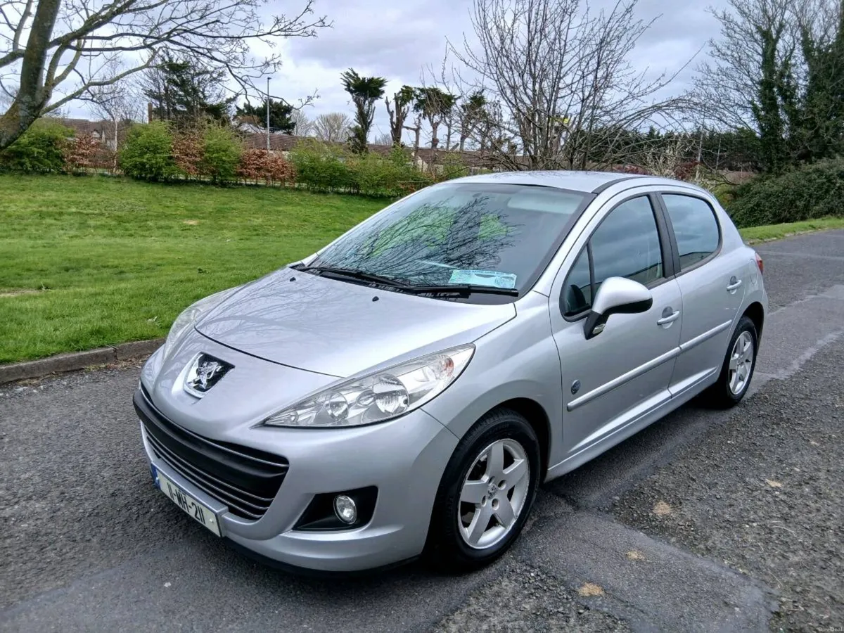 11 Peugeot 207 1.4 nct 6/26 tax 8/26 - Image 1