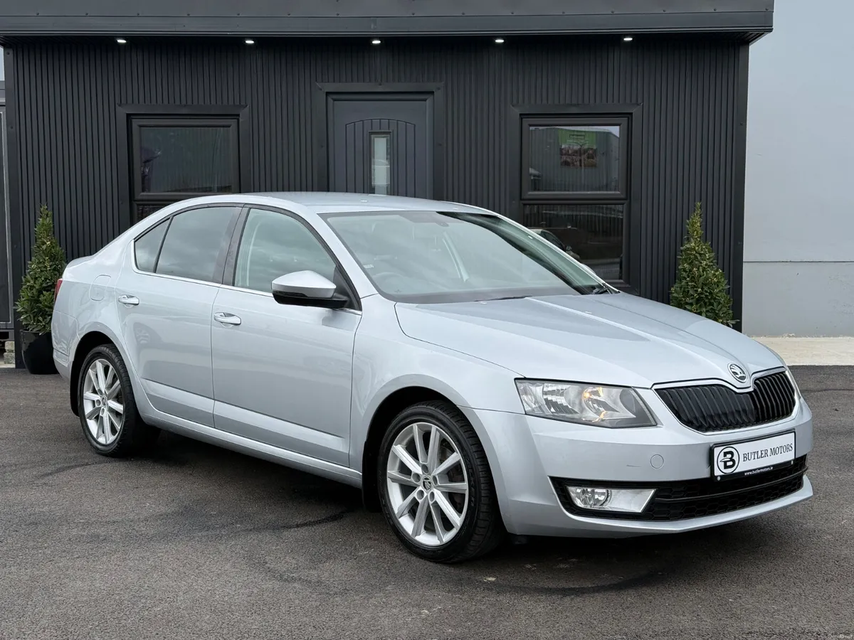 2016 Skoda Octavia 1.6TDI Style - Image 2