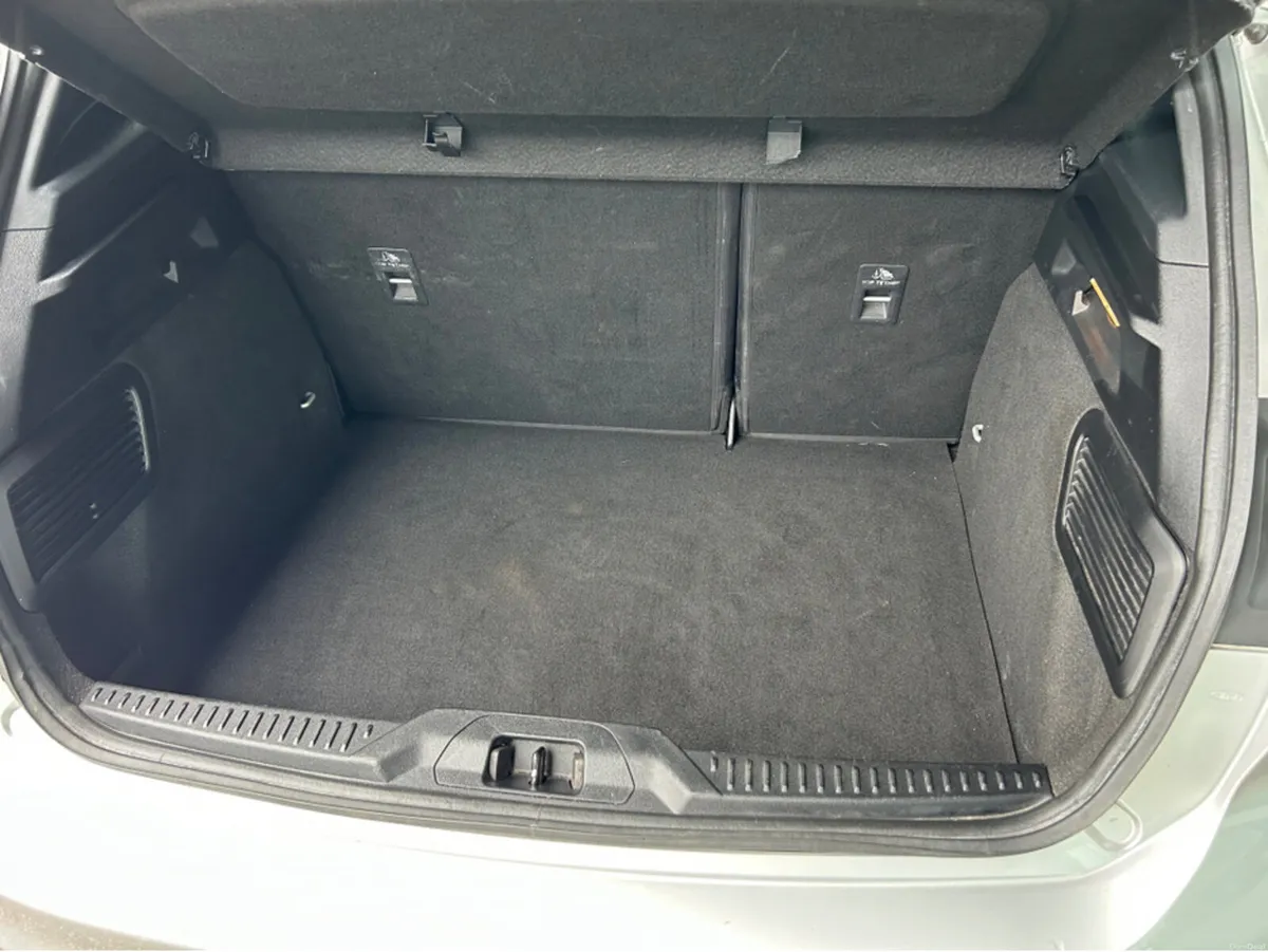 Ford Focus ST-LINE 5DR 1.0T 125 S6.2 M6 FW - Image 2