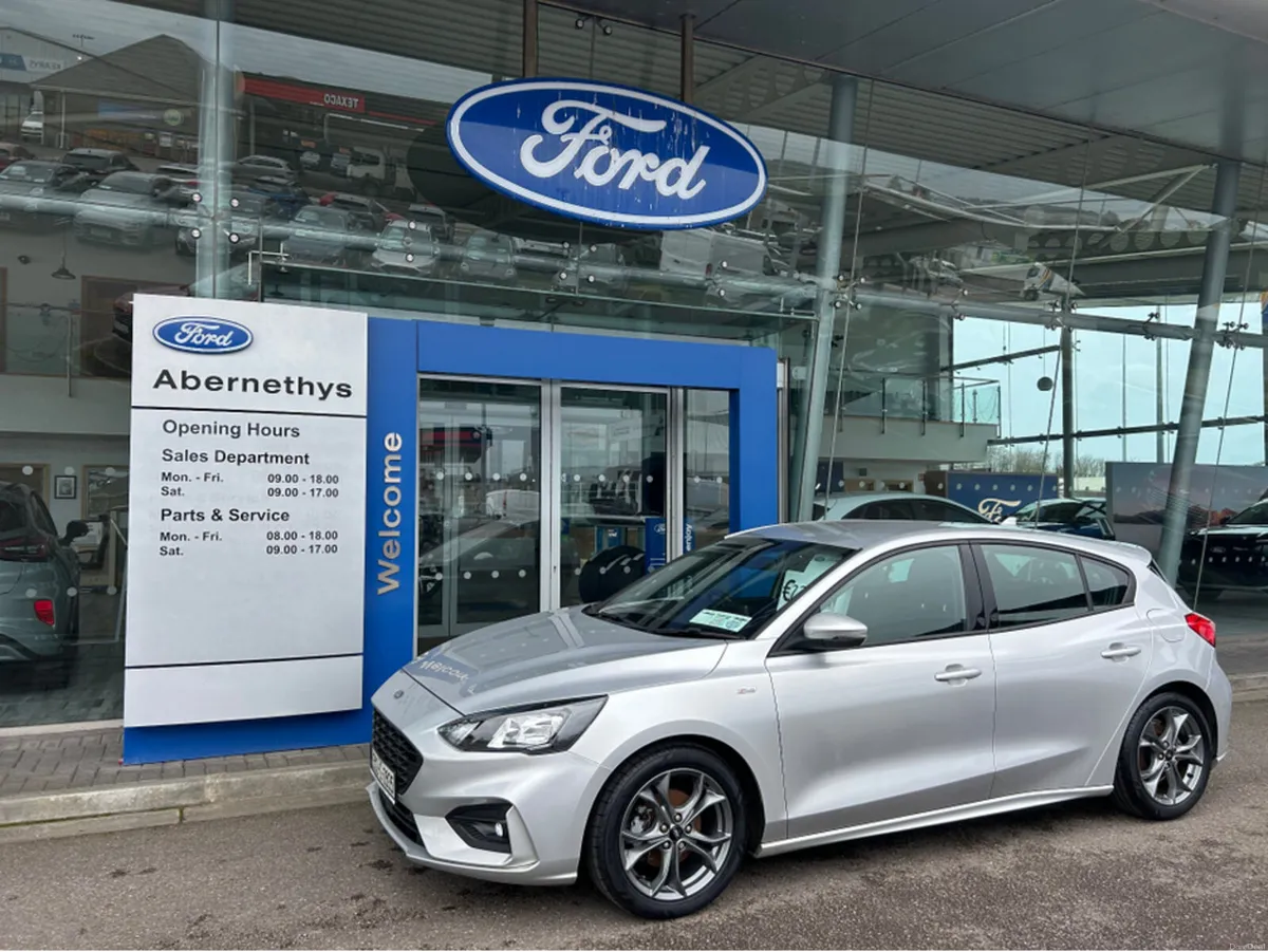 Ford Focus ST-LINE 5DR 1.0T 125 S6.2 M6 FW - Image 1