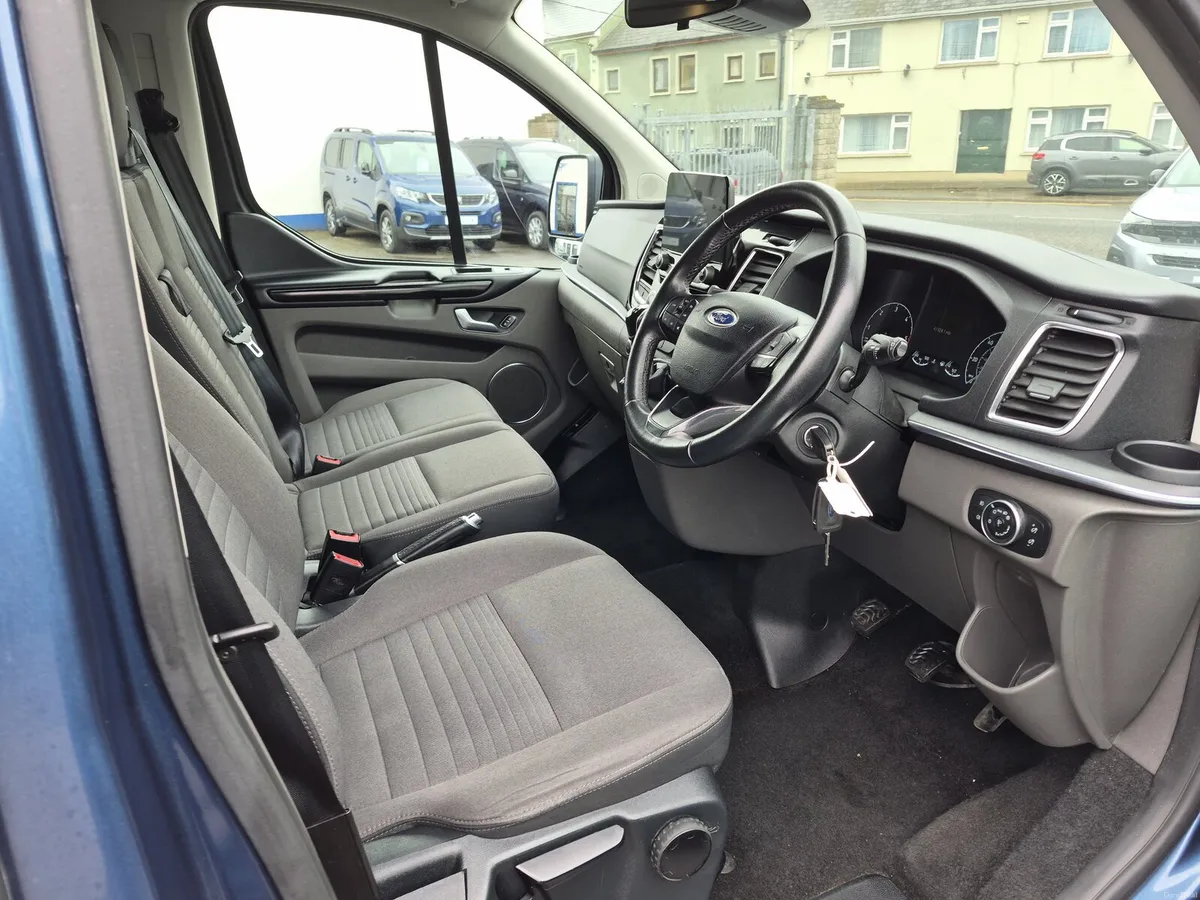 Ford Tourneo Custom Wheelchair Access - Image 6