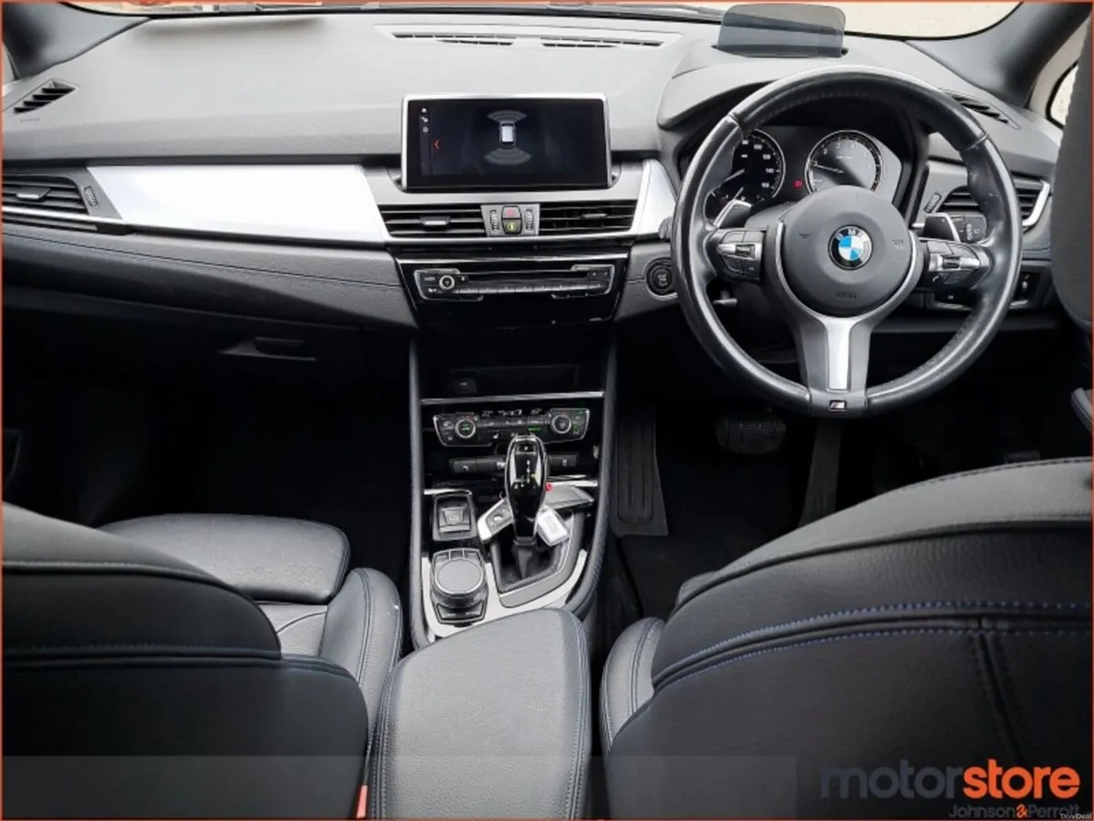 BMW 2-Series 220i M Sport Auto - Image 4