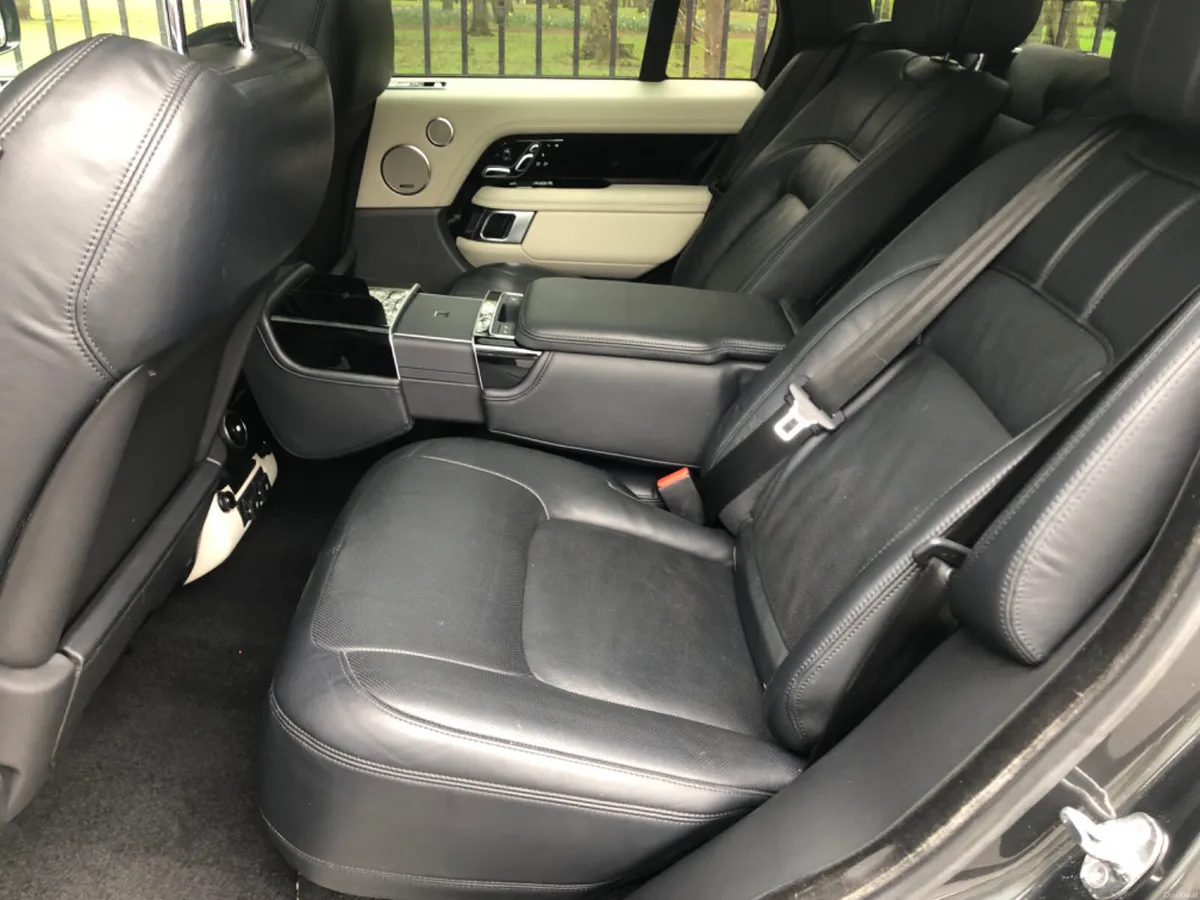 LAND ROVER RANGE ROVER AUTOBIOGRAPHY - Image 6