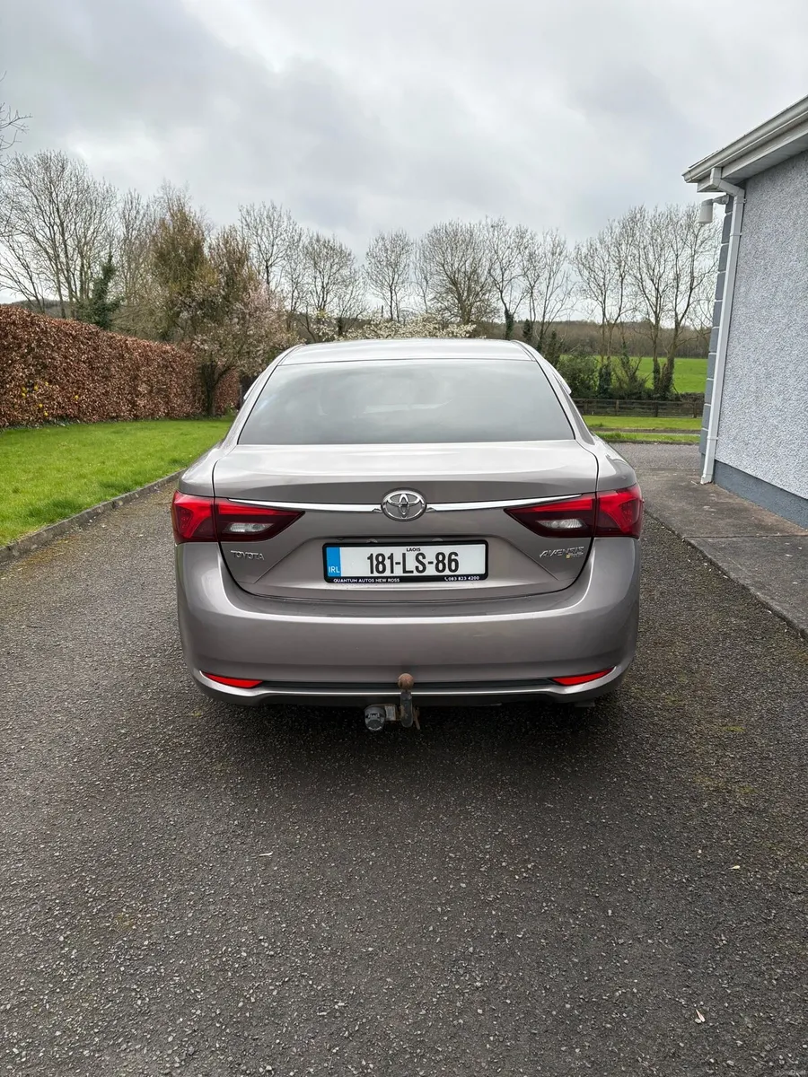 Toyota Avensis - Image 4