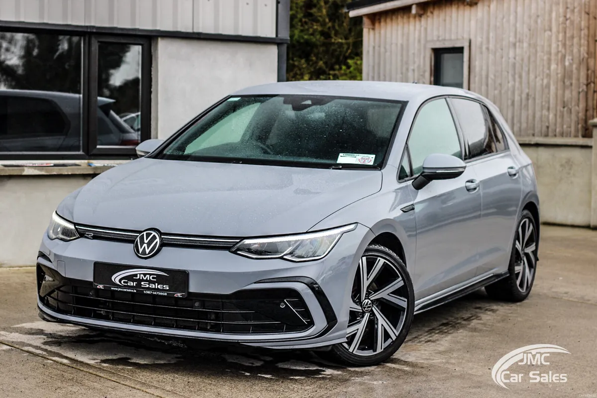 2024 VOLKSWAGEN GOLF R-LINE - Image 1