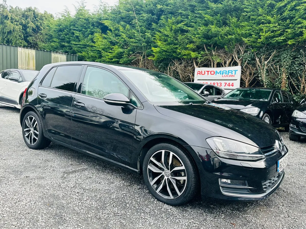 Volkswagen Golf 2016 Leather & Car play - Image 4