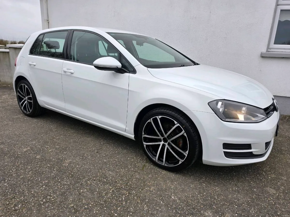 2016 Volkswagen Golf 1.6Tdi Manual - Image 2