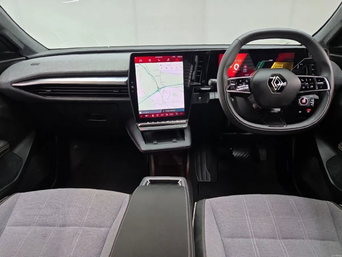 Renault Scenic E-Tech Techno 220 87kWh EV *3K Scap - Image 4