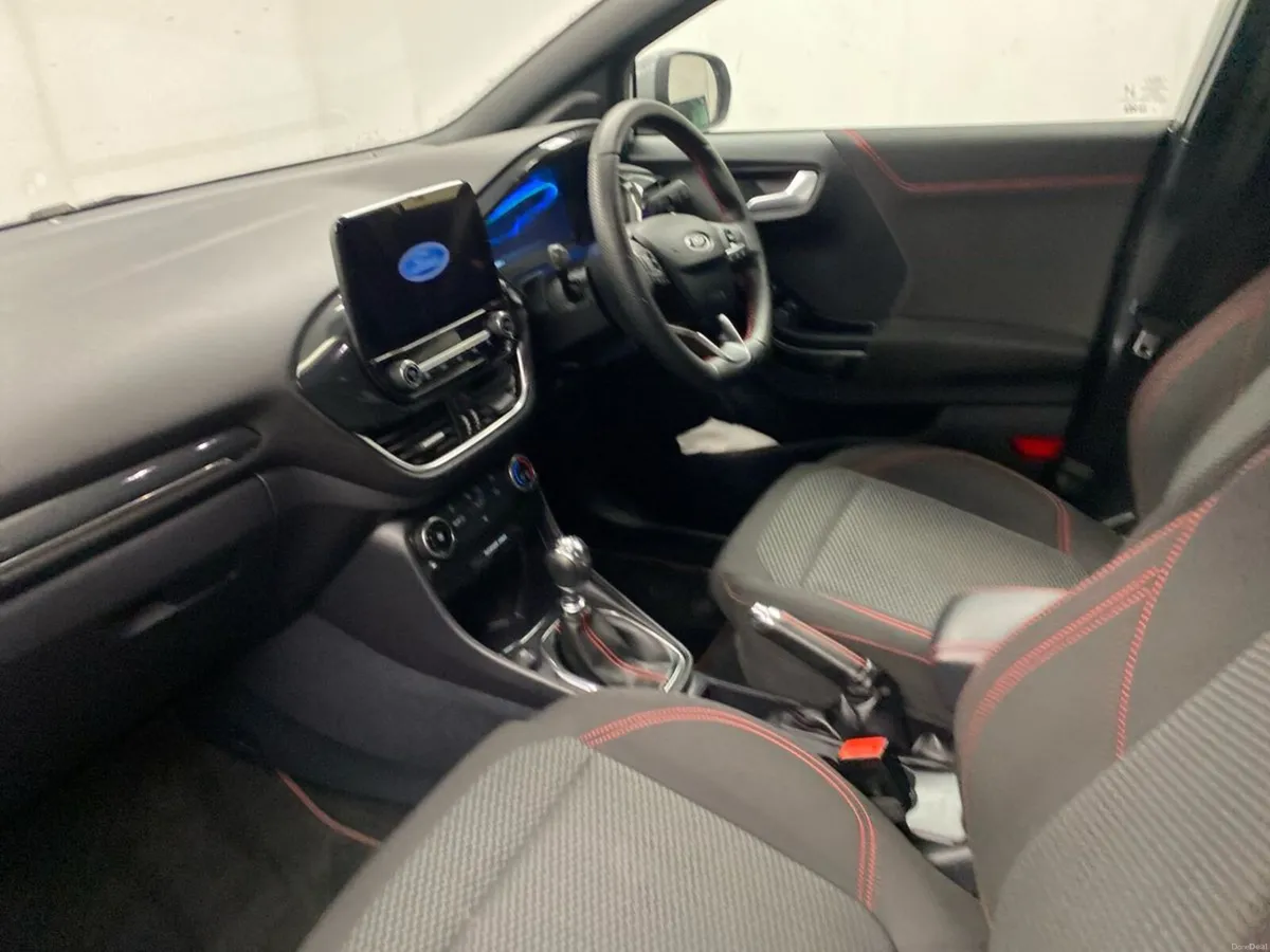 Ford Puma 1.0L EcoBoost Hybrid 125PS ST-Line - Image 3