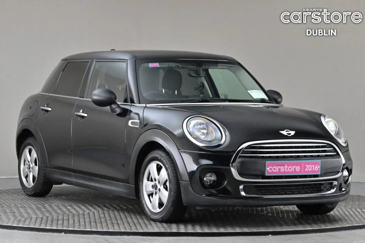 Mini One 1.2 AUTO 5DR **REVERSE CAM**PRIVACY GLASS - Image 1