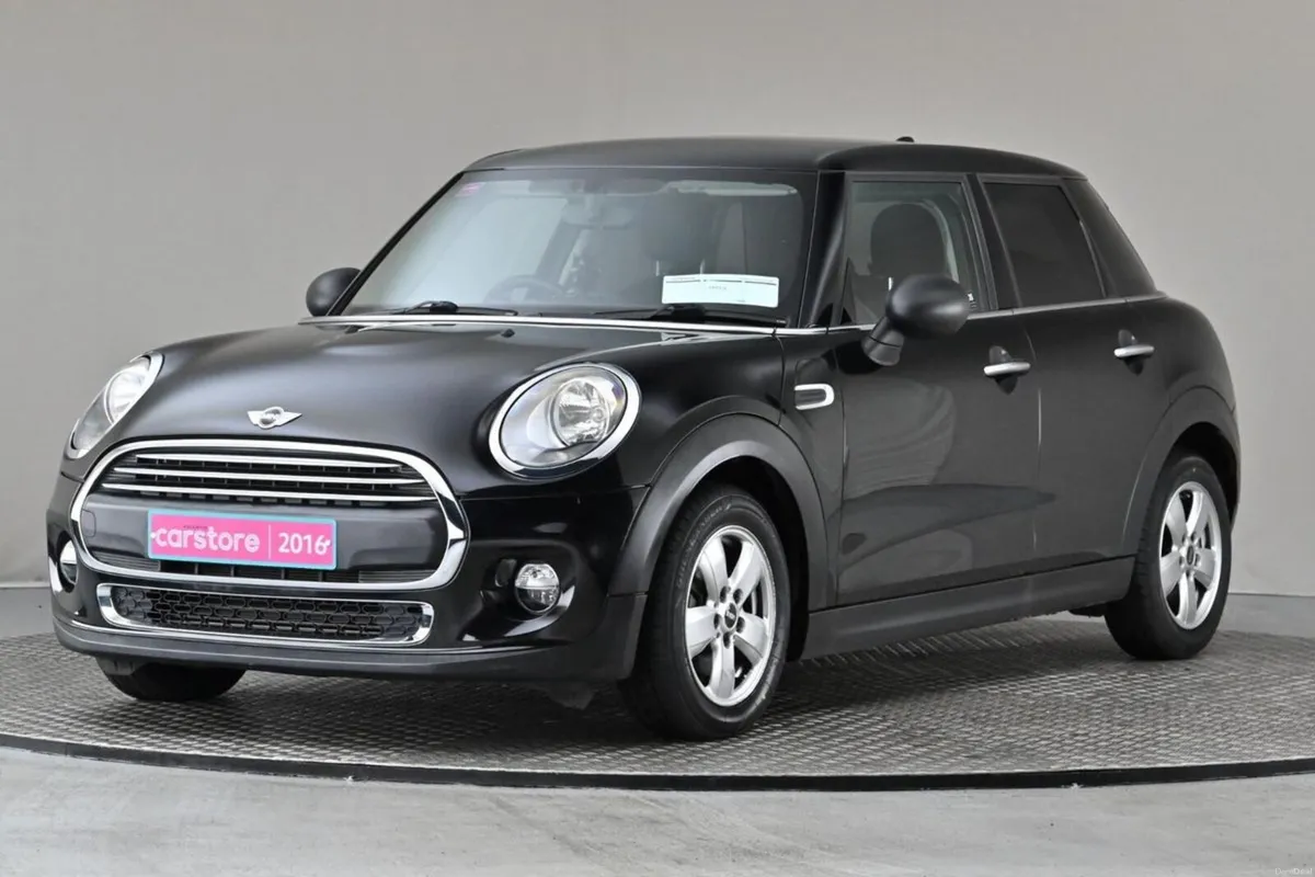 Mini One 1.2 AUTO 5DR **REVERSE CAM**PRIVACY GLASS - Image 3