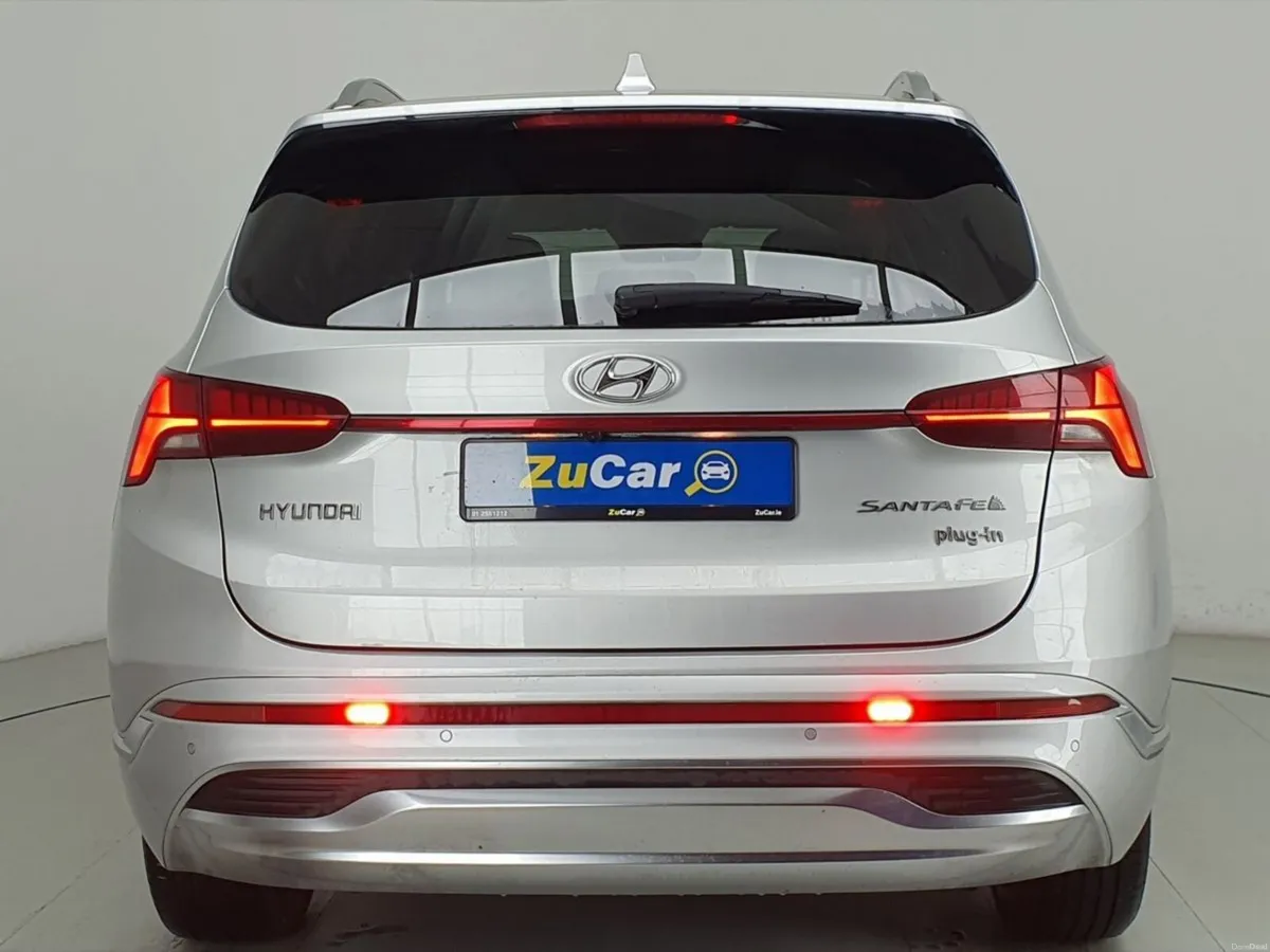 Hyundai Santa Fe 1.6 PHEV 4WD Premium Auto - Image 4
