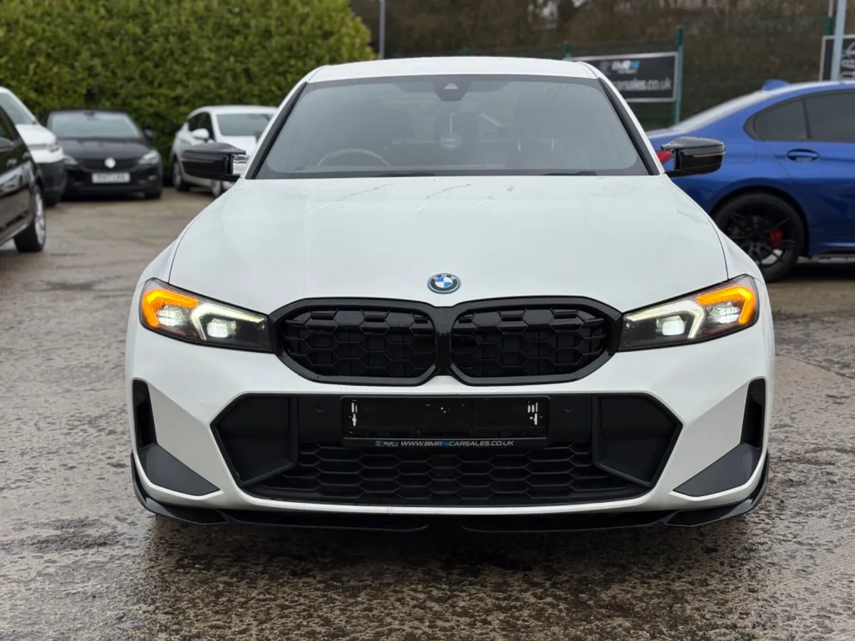 2022 BMW 330 HYBRID M SPORT LCI - Image 2