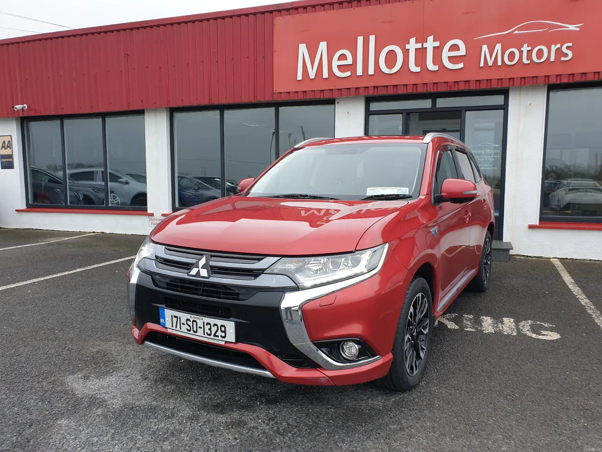 Mitsubishi Outlander 2.0 PHEV - Image 1