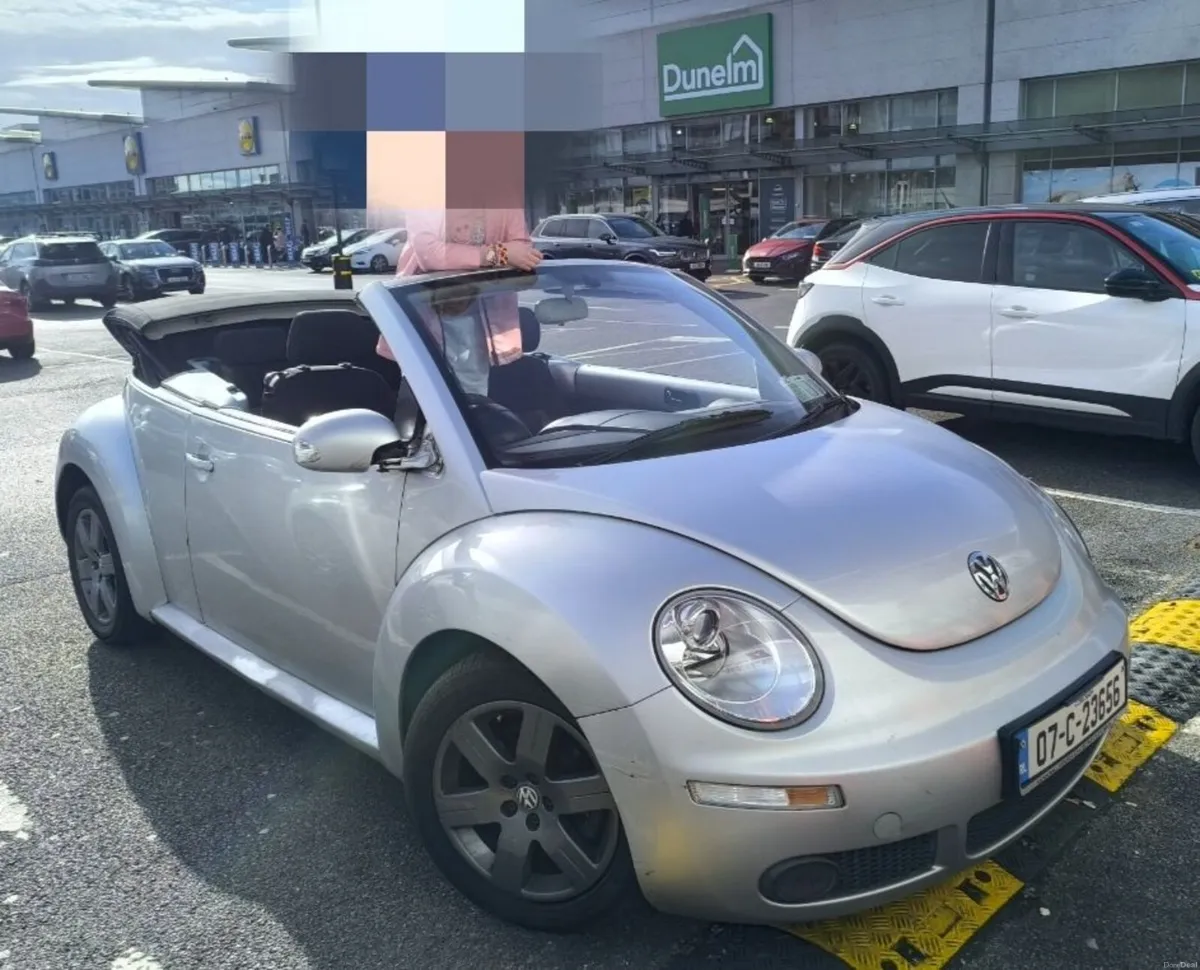Volkswagen Beetle 2007 - Image 2
