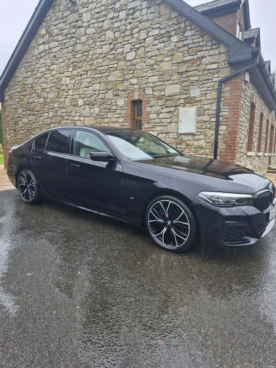 BMW 5-Series 2021 - Image 4