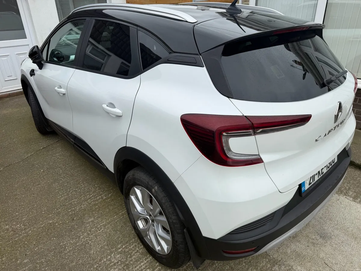 211 Renault captur 27,000 klm diseal - Image 3