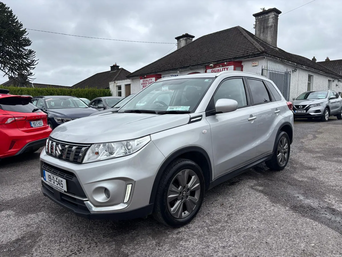 Suzuki Vitara 2019  PETROL  LOW  MILEAGE - Image 2