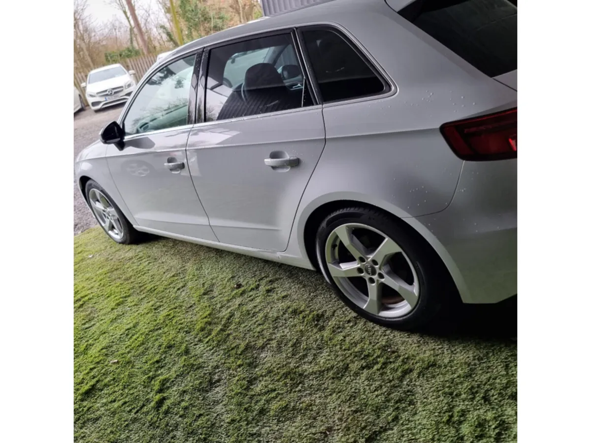 Audi A3 30 TFSI 116HP SE - Image 4