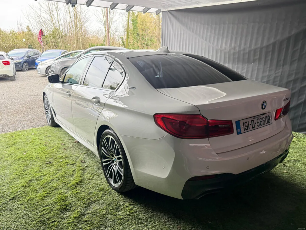 BMW 5-Series 530e M Sport Auto - Image 4