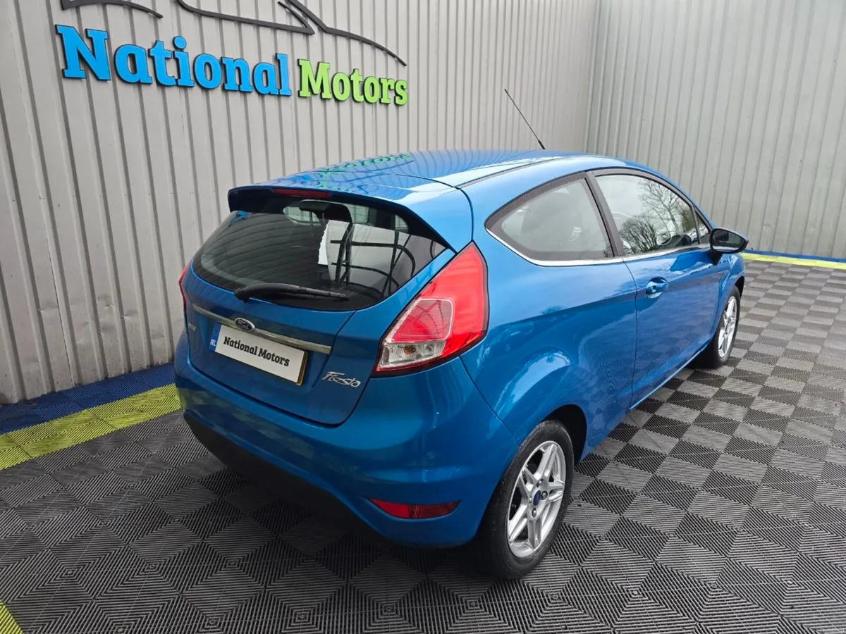2013 Ford Fiesta 1.0 Petrol ZETEC - Image 4