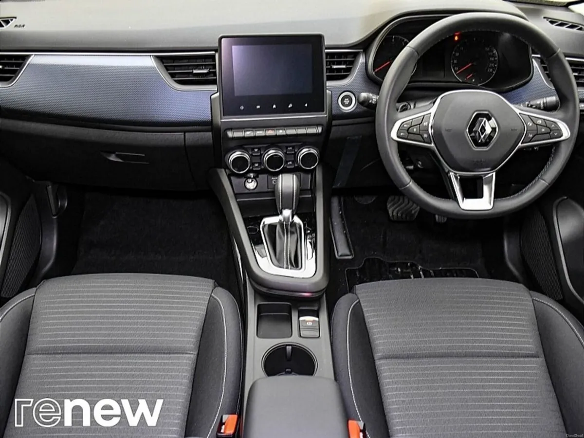 Renault Arkana Iconic E-TECH Hybrid 145 Auto - Image 3