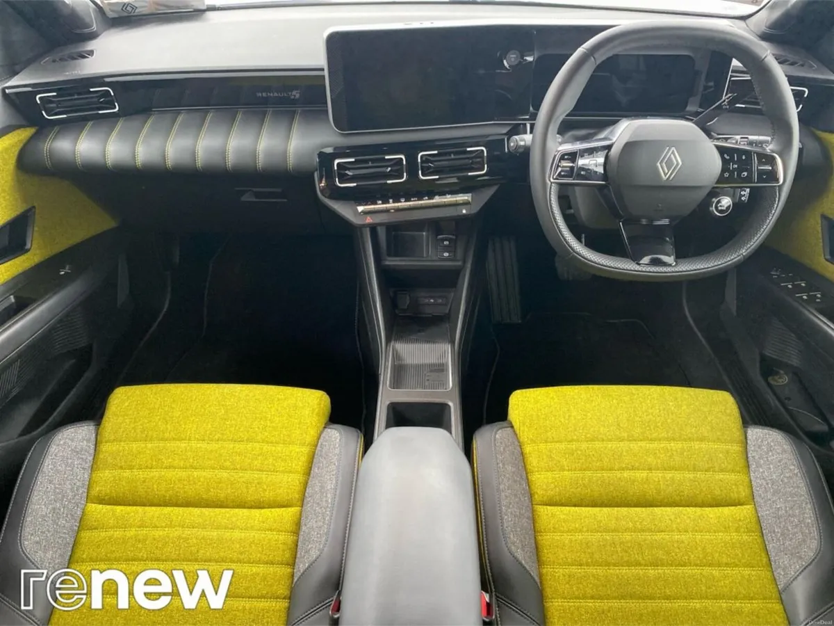 Renault 5 52KWH 150hp Iconic - Image 4