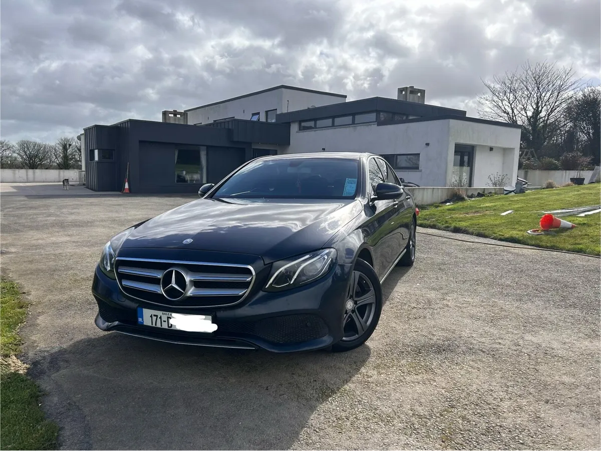 Mercedes e-Class - Image 1