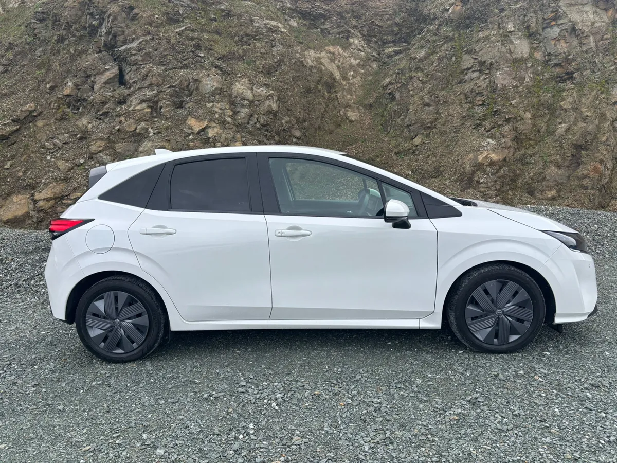 2022 NISSAN NOTE E-POWER AUTOMATIC - Image 2