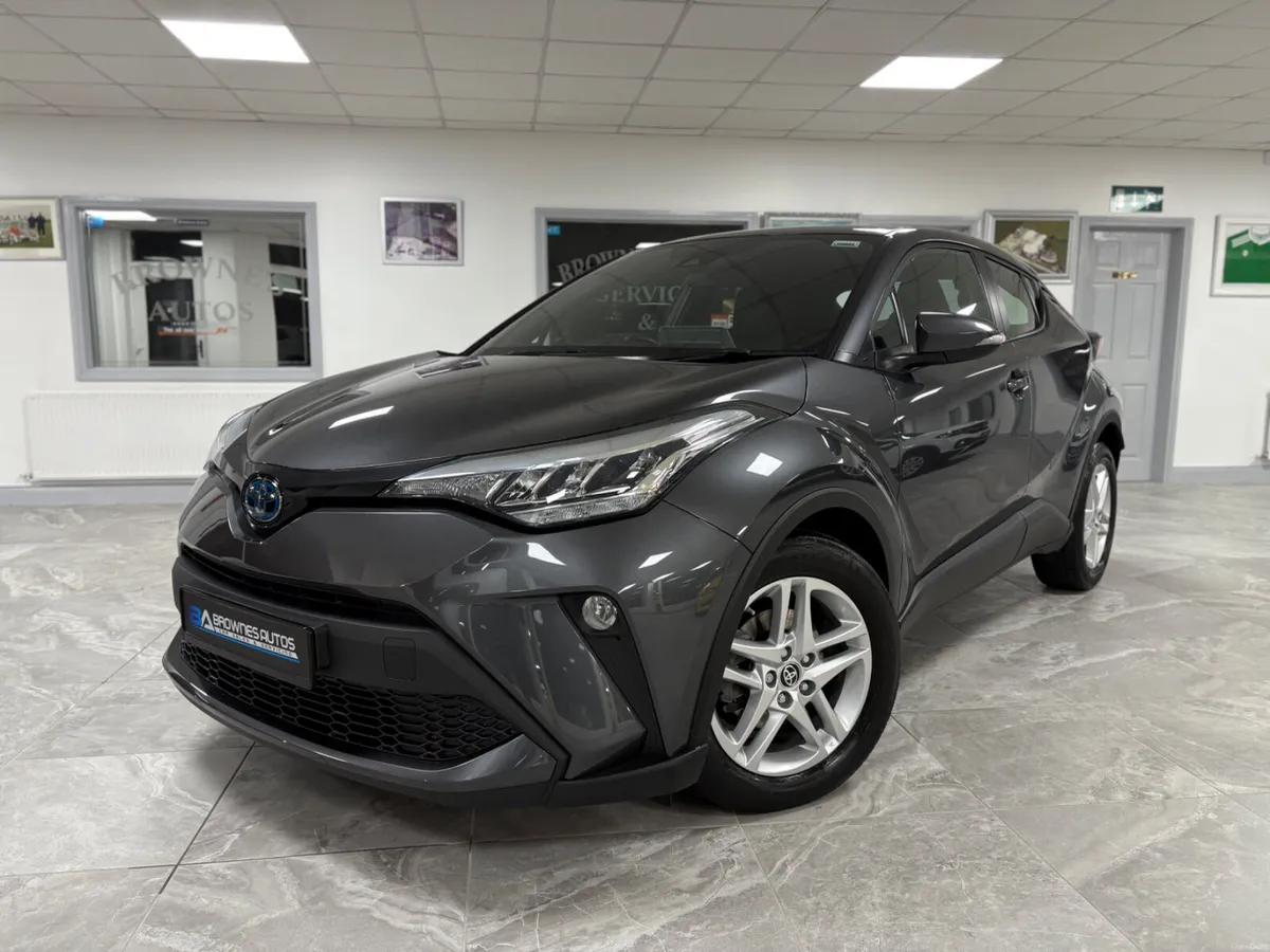 2023 Toyota C-HR Low mileage - Image 2