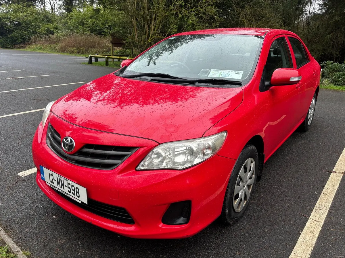 12 Toyota Corolla 1.3l petrol - Image 4