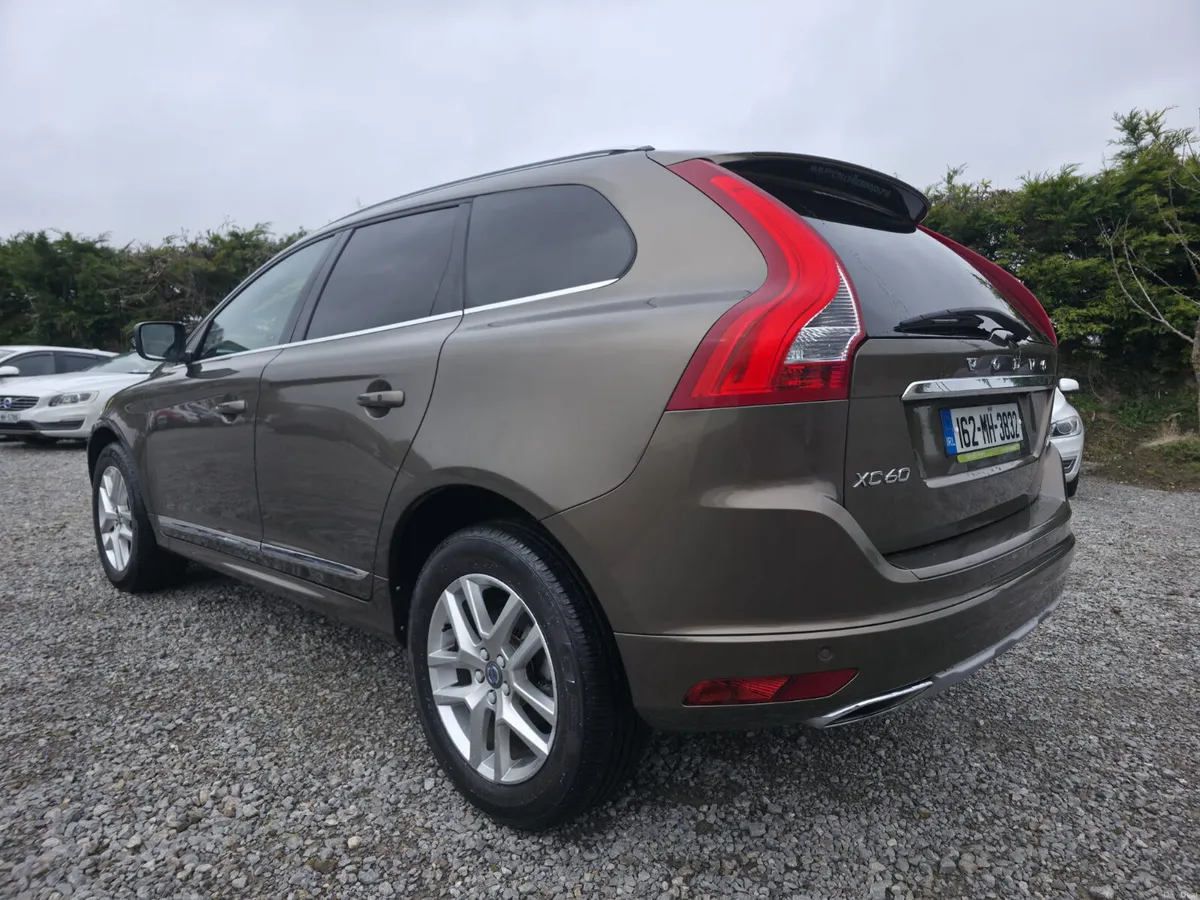 2016 Volvo XC60 - Image 3