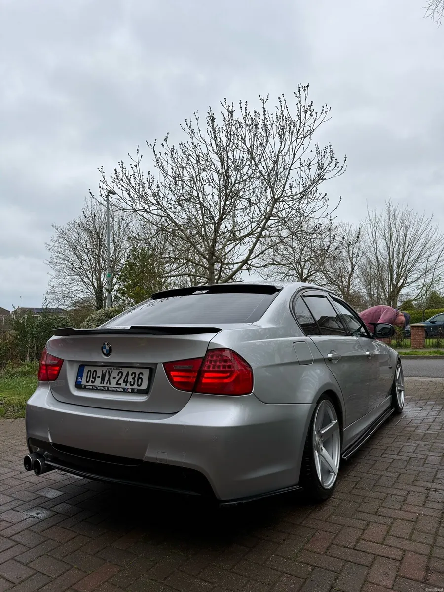 BMW E90 M Sport - Image 3