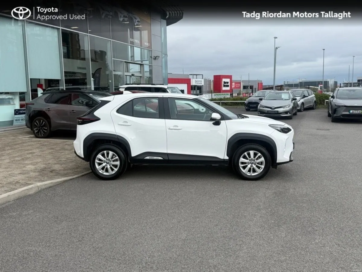 Toyota Yaris Cross LUNA 4DR AUTO - Image 3
