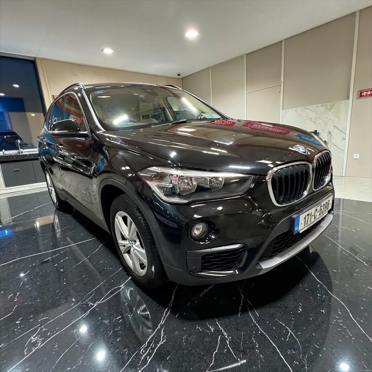 2017 BMW X1 sDrive18d SE - Image 3
