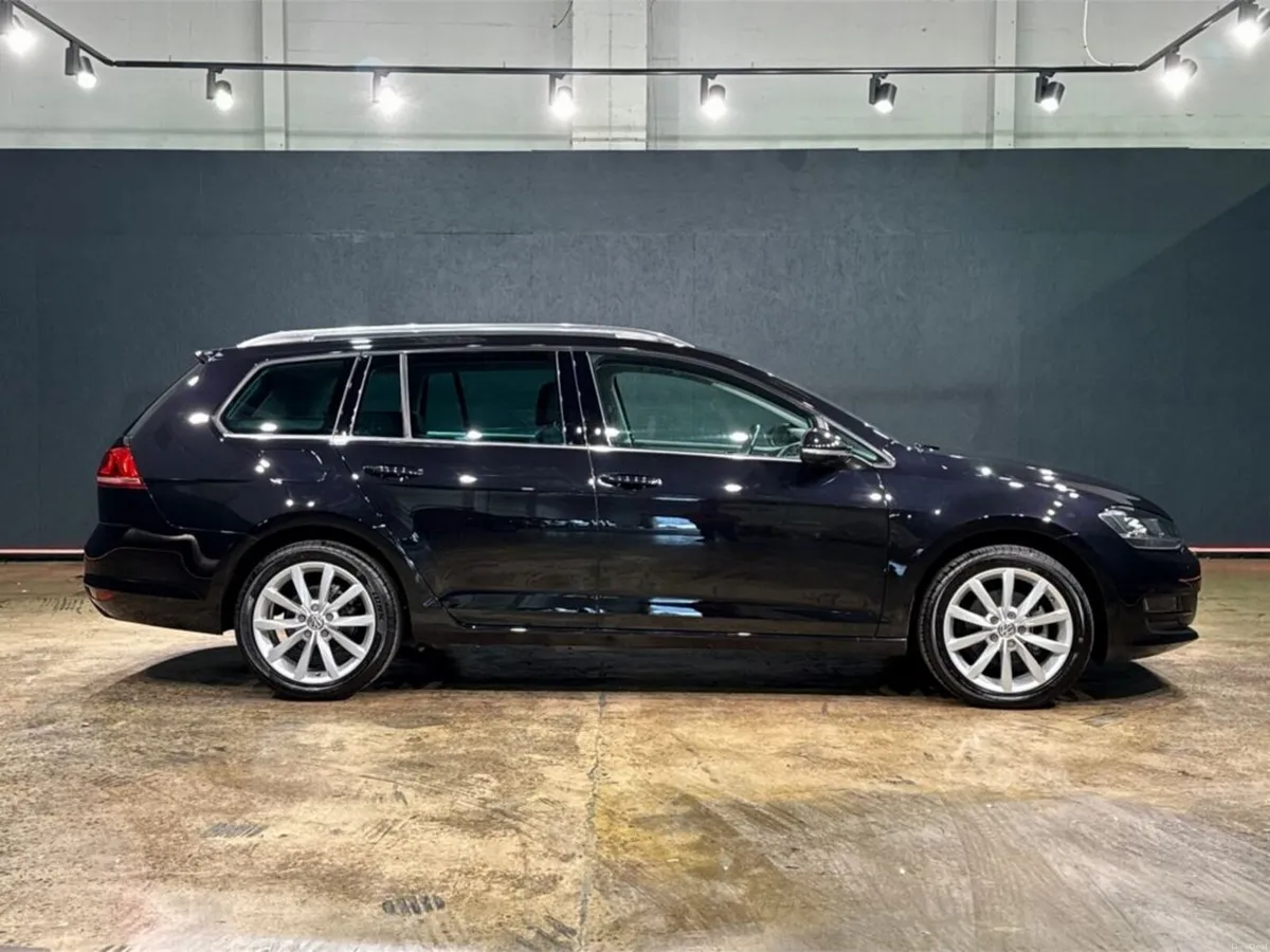 Volkswagen Golf ESTATE 1.2L TSI AUTOMATIC - CRUISE - Image 3