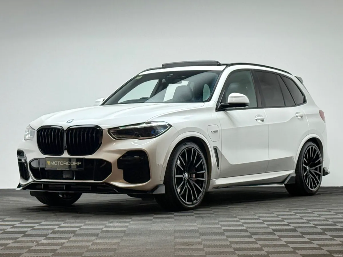 BMW X5 45E M SPORT XDRIVE *PAN ROOF* - Image 3