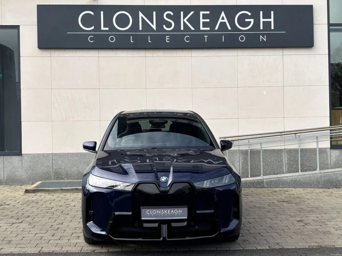 BMW iX XDRIVE60 M SPORT PRO, PAN ROOF - Image 2