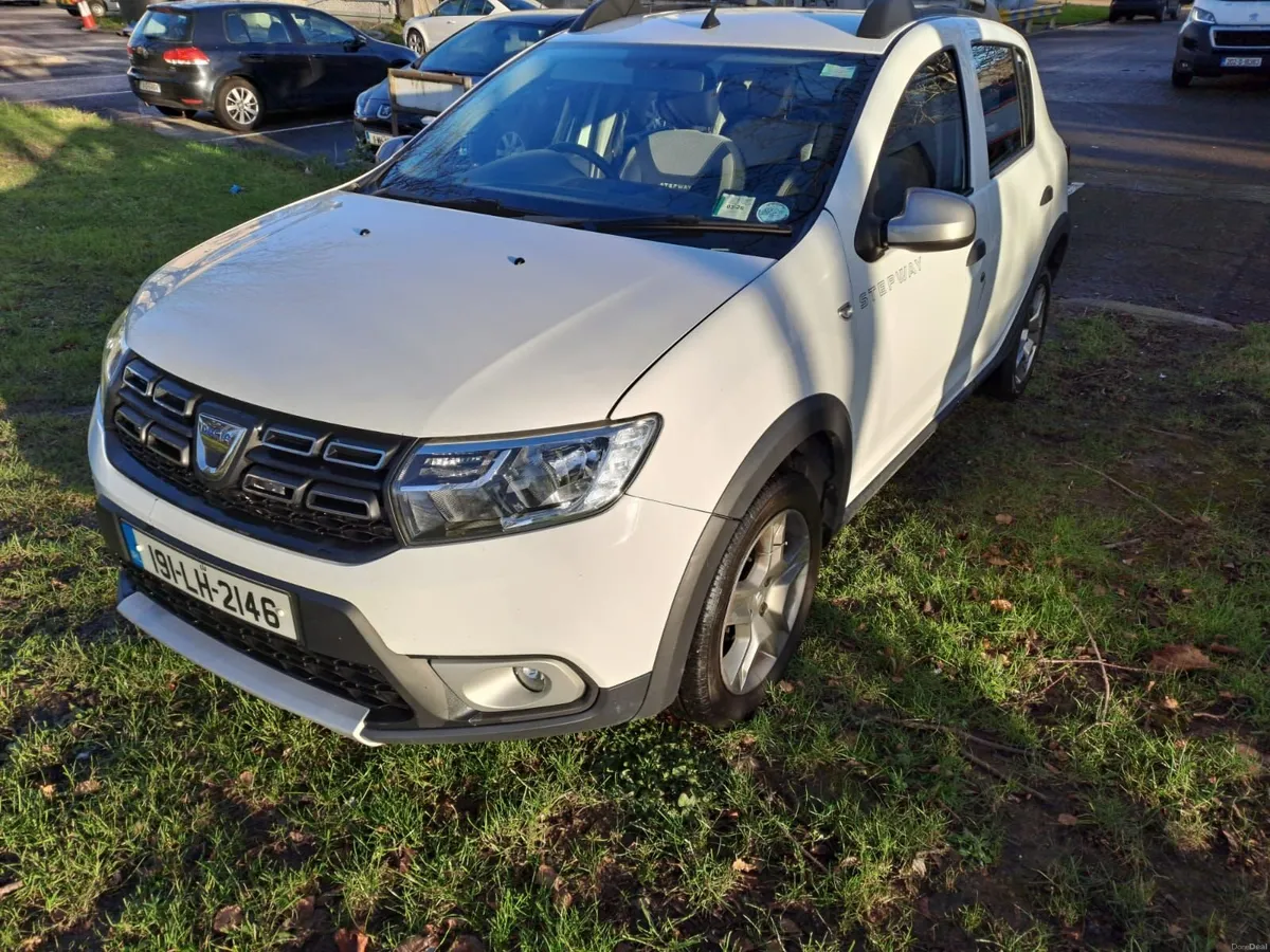Dacia Sandero Stepway 2019 - Image 1
