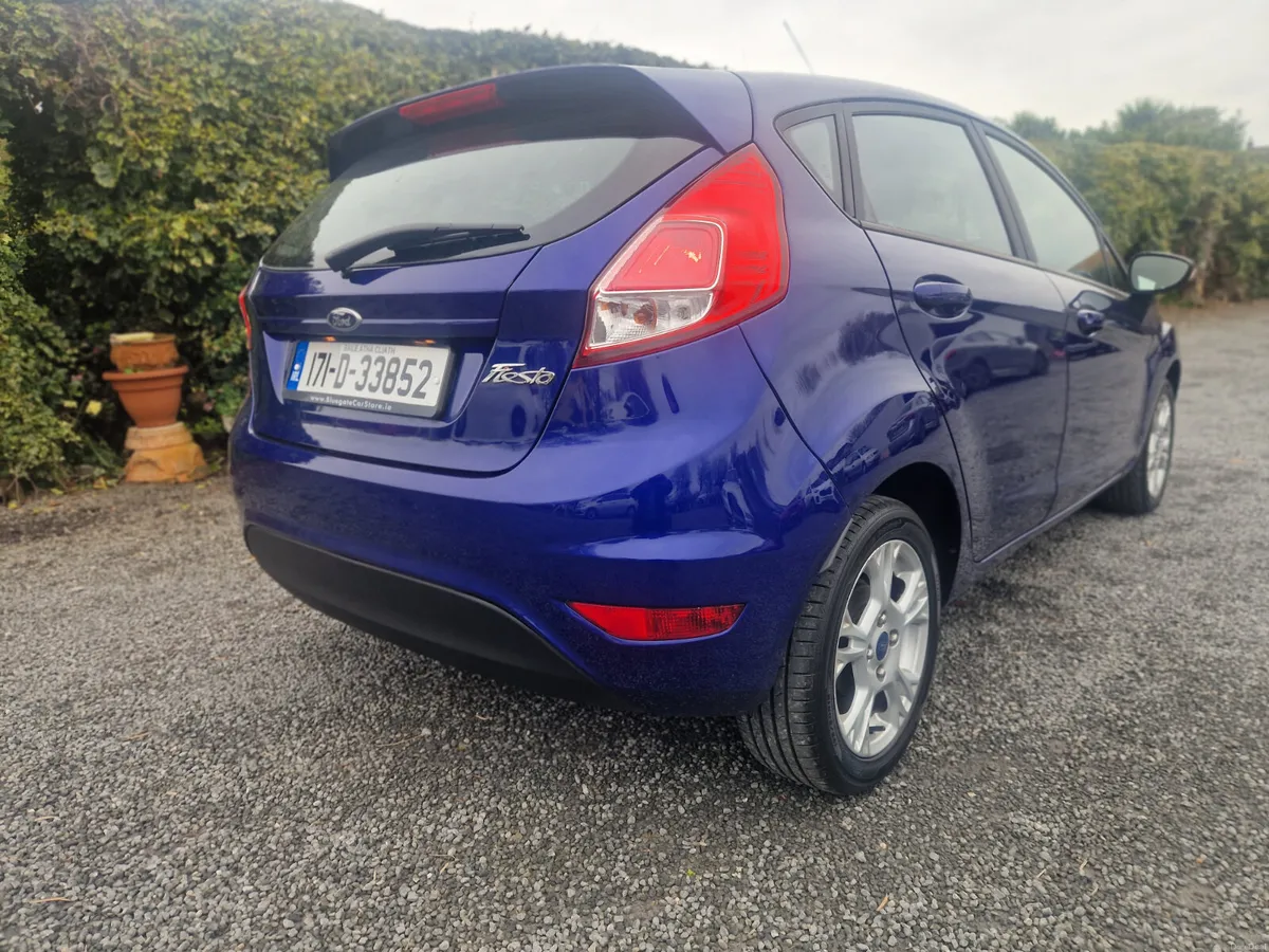 Ford Fiesta 1.25 ZETEC 2017 - Image 4
